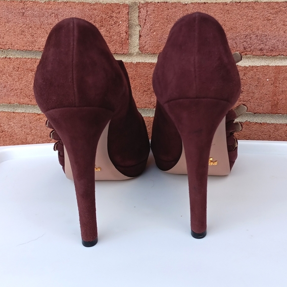 Prada Suede Buckle Pumps - Picture 11 of 15